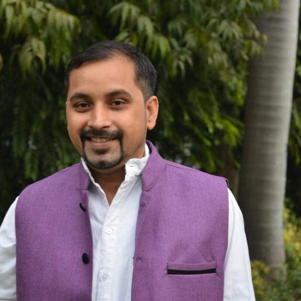 Advocateopoffic's tweet image. Advocate Rudra Vikram Singh @Irudravs). रुद्र विक्रम सिंह ने तीन UPSC aspirants और स्टूडेंट्स की समस्याओं का मुद्दा कोर्ट में ले गए

,
आज बड़ी जीत मिली है. तीन स्टूडेंट्स की मौत के मामले में हाईकोर्ट ने CBI जांच का आदेश दिया

सराहनीय और प्रशंसनीय
#UPSCaspirant 
#StudentProtests