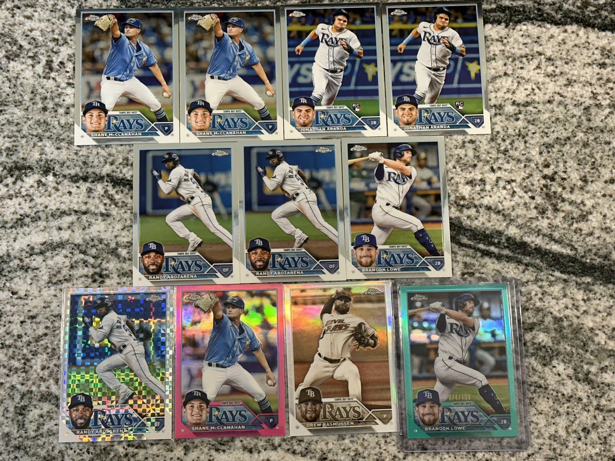 aaroncorby8's tweet photo. @TheShop_CC @Thickskullrelic Sell or trade:
Bowman - $12
Burrow - $12
Rays - $10
Williams - $6
OBO https://t.co/pr9J4EsrJv