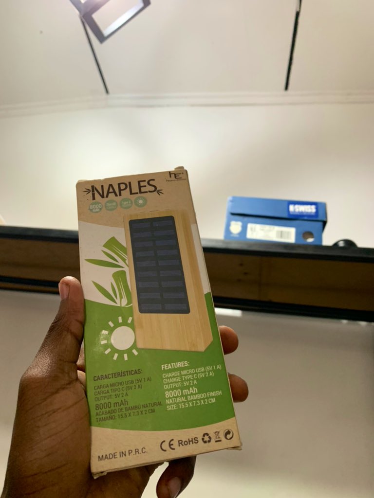 everythingplug0's tweet image. NAPLES SOLAR POWER BANK
FEATURES:CHARGE MICRO USB(5V1A)
CHARGE TYPE C(5V2A)
OUTPUT 5V2A
CAPACITY 8000mAh
NATURAL BAMBOO FINISH
COMES with USB power cables 

Price is ¢350

wa.me//233543406470

Nationwide Delivery📦🚚 available at a fee .

Send a message or Call 0543406470