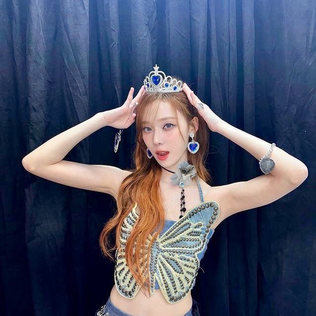 _d1n1ch4's tweet photo. ทูเดย์ ไอ แอม พ...พริ้นเซส 💙🩵🦋
.
.
.
สนับสนุนโดย
🩵 ชุด: llอพส้mช่วJlซล
💙 วิก&amp;wร็อบ: สำ|พ็งซoย2
 #สุขสันต์วันเกิดพพ https://t.co/1Tny70LQhS