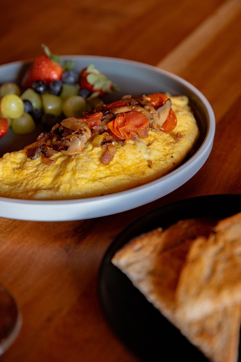 Hoy es una hermosa mañana para recibirte ☕️💜
Visítanos 8am-4pm y disfruta de un buen café y su desayuno.