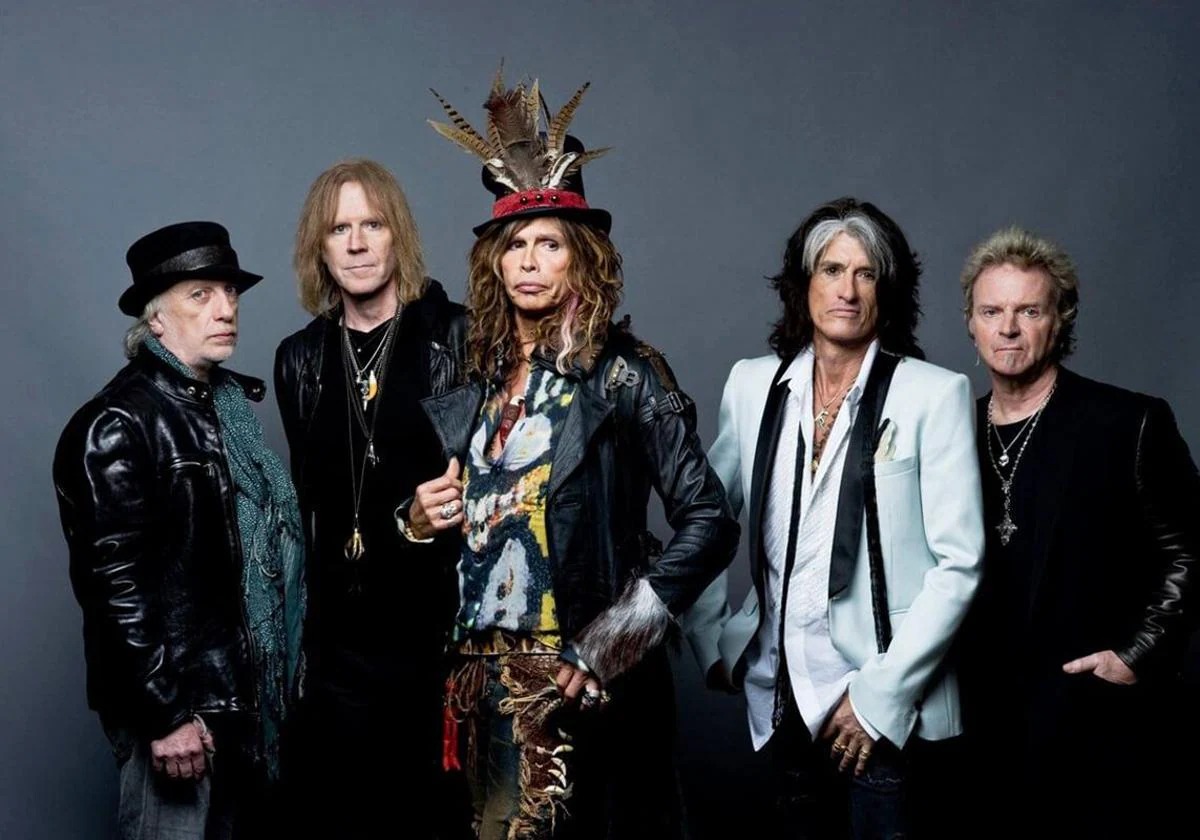 agendasetting1's tweet photo. 👋🎤🎵¡Se retiran! #SteveTyler y #Aerosmith dicen adiós para siempre de los escenarios, por la lesión vocal del cantante. 😭 #music #musica @Aerosmith #retirement
Más info aquí👇👇
https://t.co/GcZUDlTgb0 https://t.co/OCeEUcLC2s