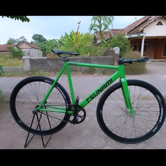 Mahal murah ori custom bekas baru lama modern kita semua mengayuh di atas jalan yang sama

Fullbike custom murah berkualitas
081292136339
#sepeda #fixie #sepedafixie #gowes #GoWest24 #sehat #olahraga #indonesia #nusantara #sepedaindonesia