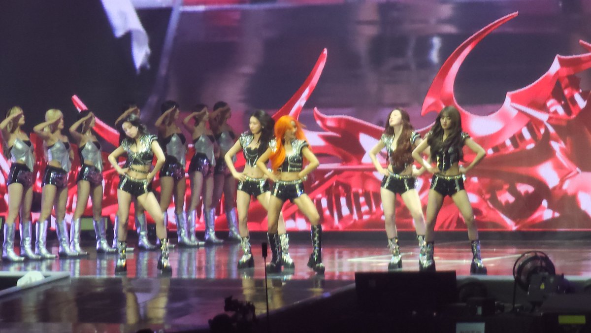 rengkkyu's tweet photo. 240803 2024 (G) I- DLE WORLD TOUR [iDOL] IN SEOUL (여자)아이들 콘서트

슈퍼레이디로 ��려한 개막을 알리다

#GIDLE #IDLE
#여자아이들  #아이들
#미연 #MIYEON
#민니 #MINNIE
#소연 #SOYEON
#우기 #YUQI #宋雨琦
#슈화 #SHUHUA https://t.co/0YXolQUdKF