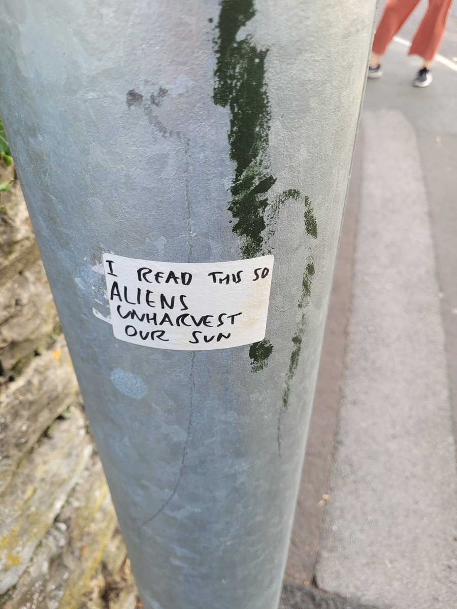 Spotted in the wild in Glastonbury... ☀️🛸👽