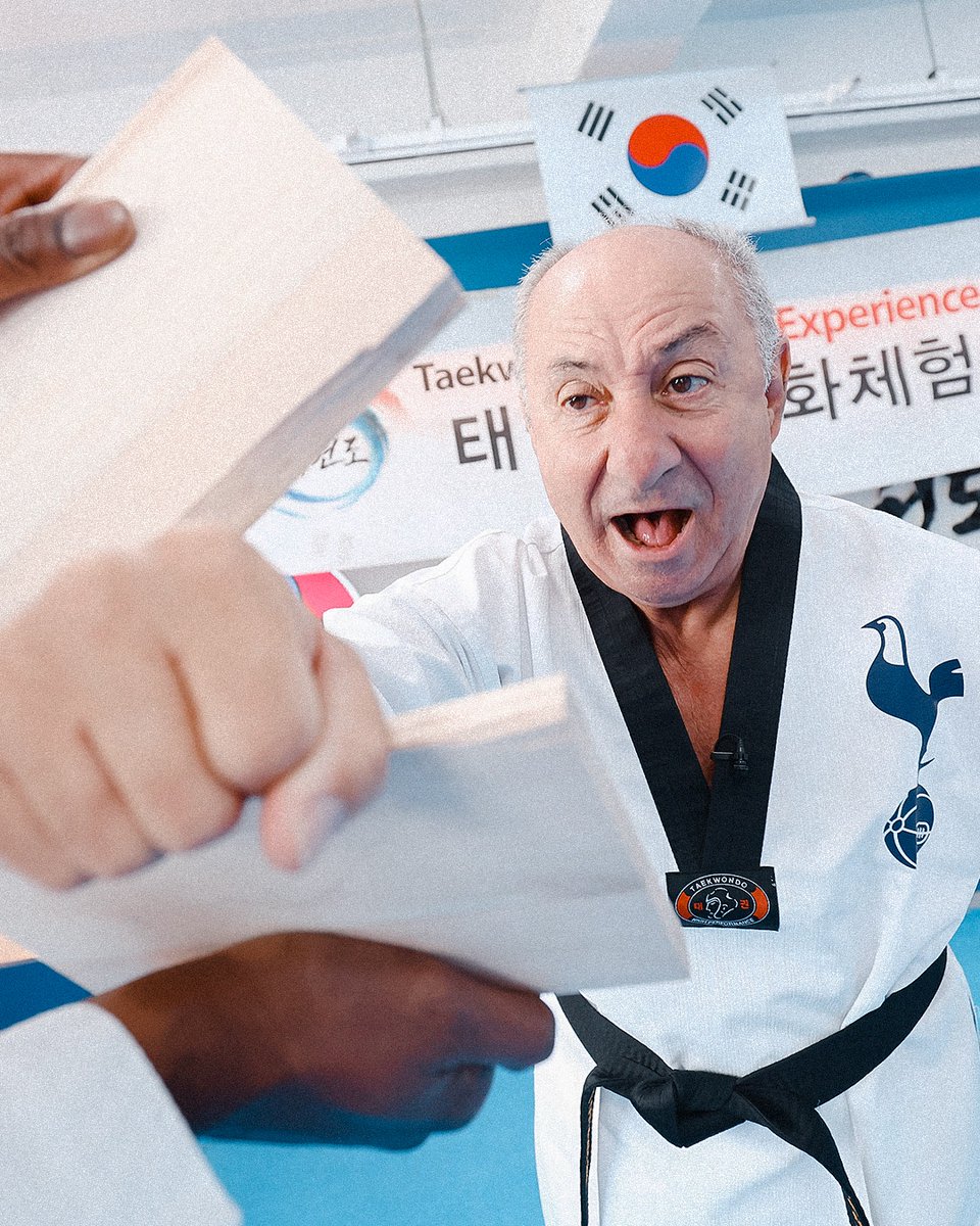 SpursOfficial's tweet photo. Happy birthday to the legend that is Ossie Ardiles 🤍 https://t.co/wolRqMAjmh