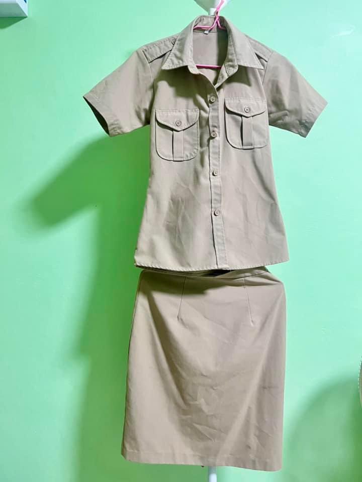 Itsme14934895's tweet photo. ส่งต่อชุดลูกเสือครู ไซส์ s ค่ะ 
#ลูกเสือเนตรนารี #ครู #ข้าราชการครู #ลูกเสือครู https://t.co/et92ZmEP42