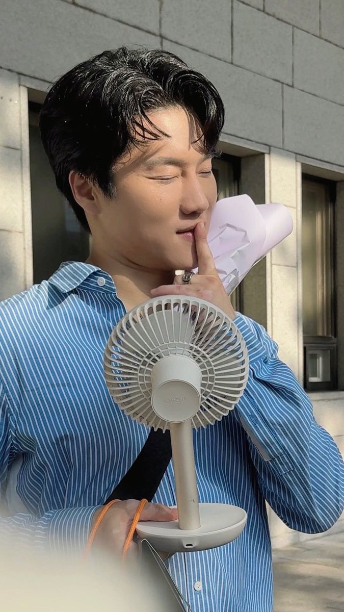 휀걸의 주접멘트를 봉쇄하는 새부리🐤
#백인태