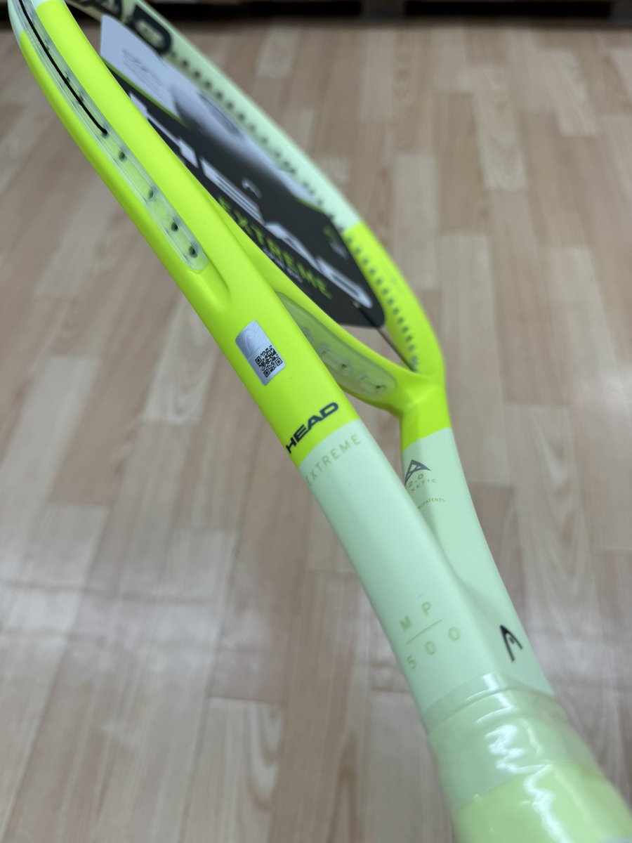 racketya's tweet photo. エクストリーム2024年モデル入荷してます！
オーセチック2.0により、安定性もアップ！🙌🏻
カラーリングも少し明るい印象になりましたね！😊
ぜひ店頭にてご覧ください！

#テニス
#HEAD
#エクストリーム https://t.co/iGZO1k7QHi