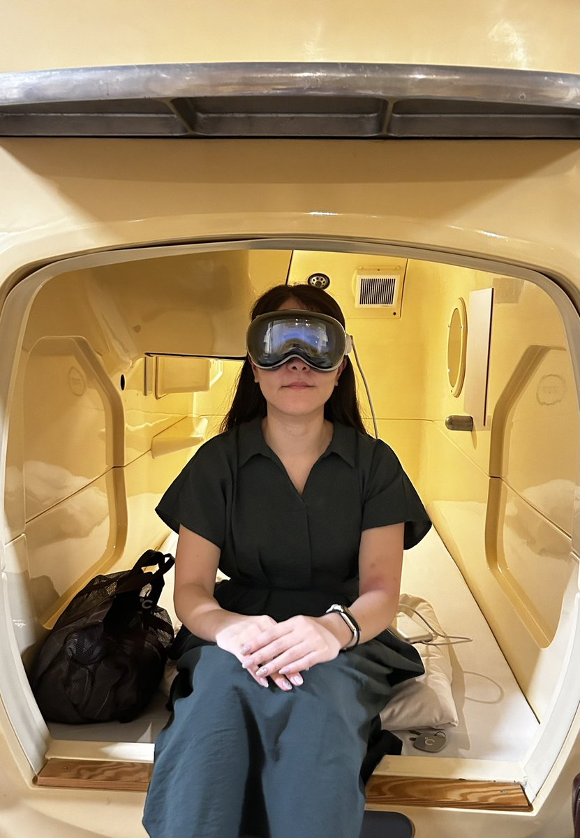 chelsea_sauna's tweet photo. CyberAgent XR研究所企画、サウナ後にApple Vision Proで #追いととのう 体験！
めちゃくちゃ相性がよいに決まってるのですが、高解像度VRで没入感すごいコンテンツで最高の経験でした👓こういうの都内サウナにもっとほしい！！ https://t.co/ovkbl24uHy