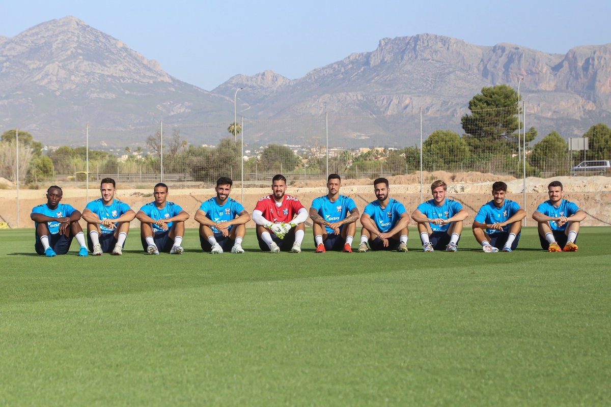 ⚪️🔵

𝗟𝗮𝘀 𝗻𝘂𝗲𝘃𝗮𝘀 𝗰𝗮𝗿𝗮𝘀 𝗱𝗲 #ElAlbir

🎥 tinyurl.com/mwe6m84h 

#PretemporadaCDT #AmorEterno