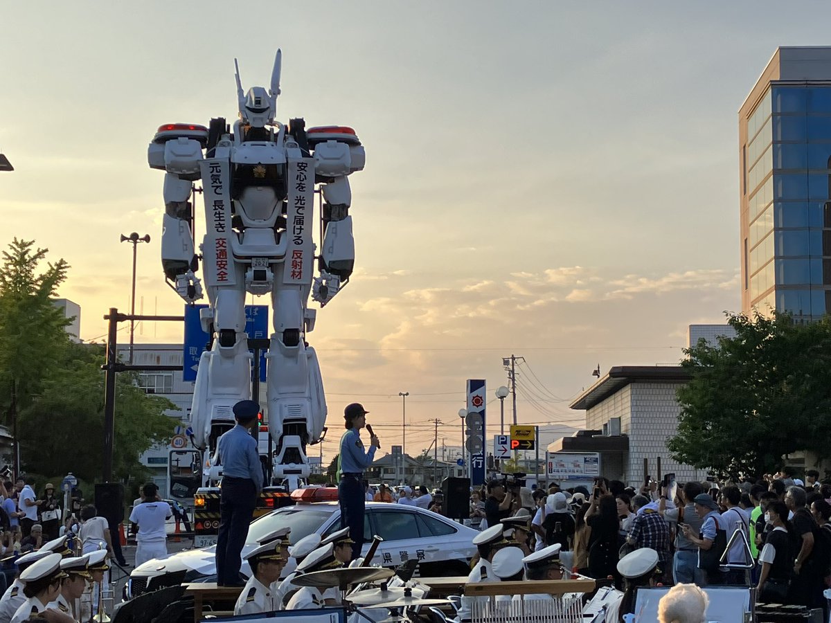 本日最後のデッキアップは19時20分頃を予定しております 1回目とも2