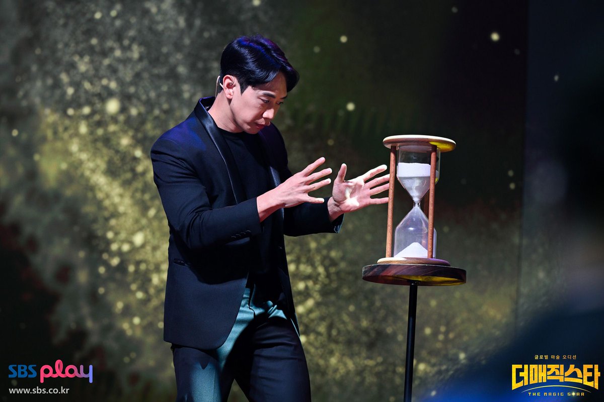 LookAround_TH's tweet image. แพทริค-บุณยกร นักมายากลชื่อดังระดับโลก เผยทุ่มเทจนคว้านักมายากลที่ดีที่สุด TOP 7  จากเวที The Magic Star ประเทศเกาหลี  ทั้งได้ชาเลนจ์ตัวเองและสร้างความประทับใจครั้งใหม่

🔗อ่านต่อ shorturl.at/xRE9C

#THEMAGICSTAR #PatrickKun #KUN #MINNIE