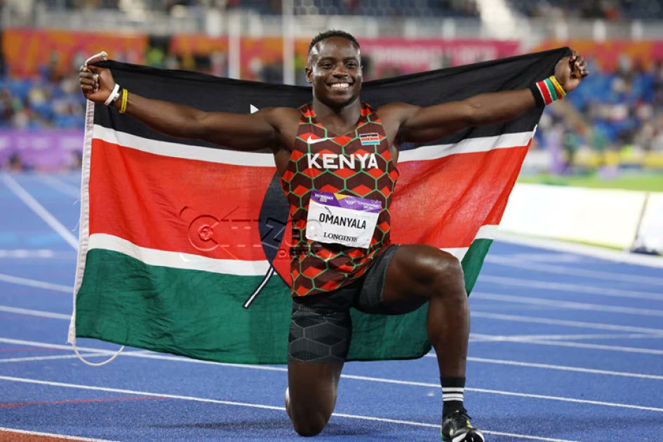 Ferdinand Omanyala finishes first at the 100M heat race qualifying for the semifinals at the Olympics 2024 drop your likes and reposts for our very own ♥️🇰🇪