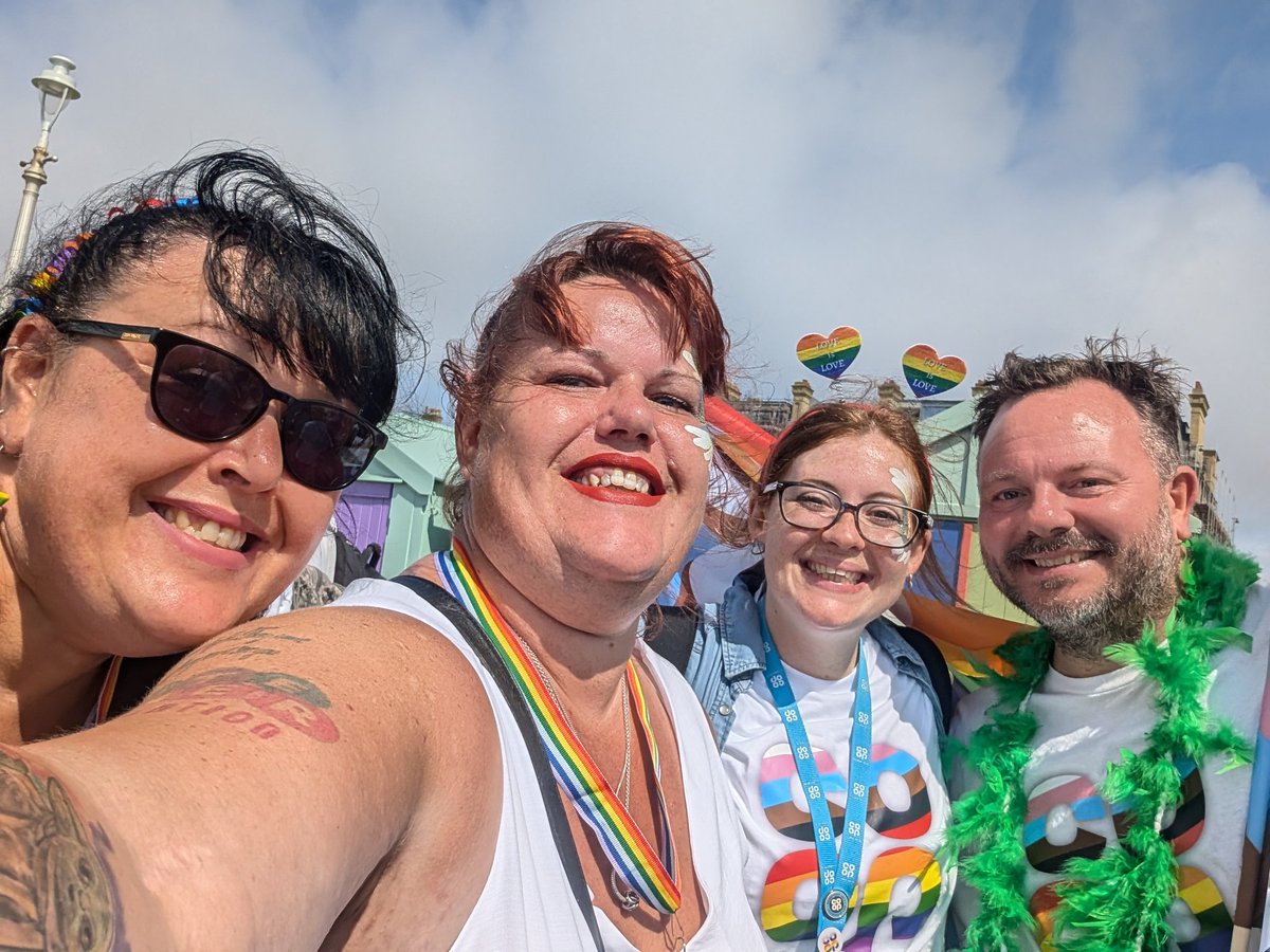 Emma Parry tweet media