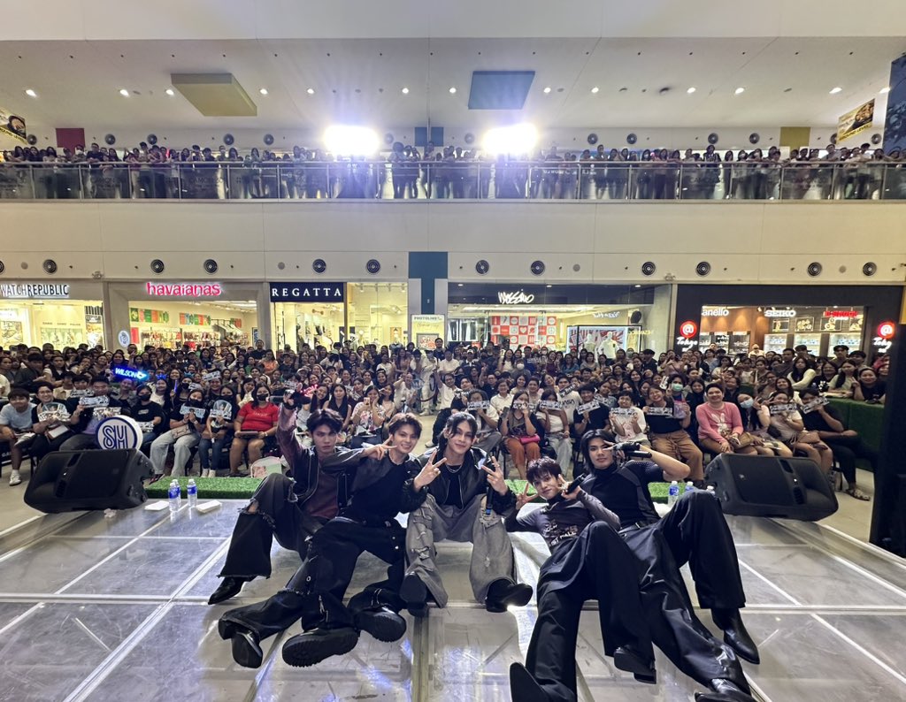 official_newID's tweet photo. #NewIDinCALAMBA 

2024. 08. 03 
THE DEBUT SHOWCASE MALL TOUR 
📍SM CITY CALAMBA 

#New_ID #뉴이드 https://t.co/Ofgv7UdZWh