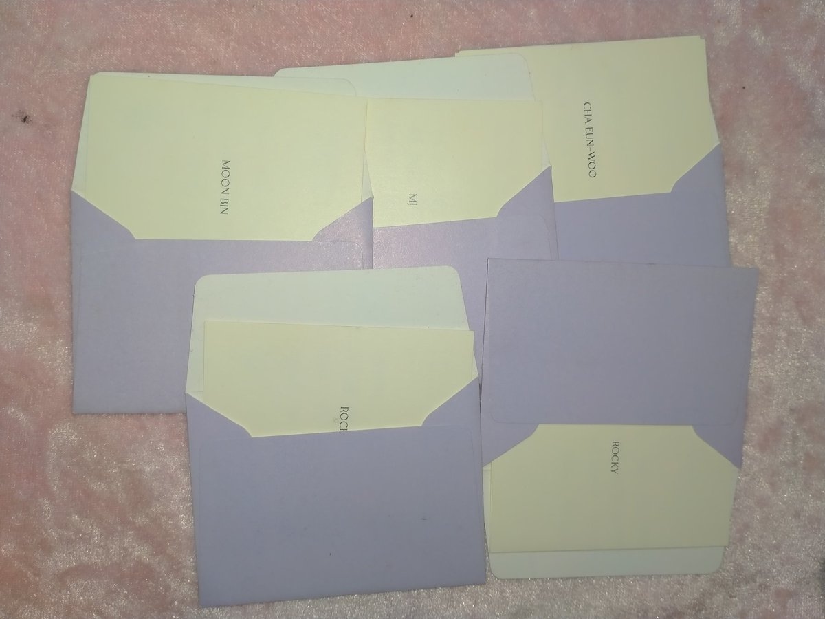 starlight201602's tweet photo. WTS / LFB 
ASTRO One and Only 
🔹Inclusion 🔹 
🔹Photo book 
🔹postcard 
🔹message card 
🔹CD
💰Price: 300 each + SF &amp; PF.
✅Onhand 
✅good condition 
📍 Quezon city 
MOD:🛵 SDD/ flash Expresss
MOP:🏦 gcashh

reply mine with meca member 
or Dm me. 

help rt thank you 😊 https://t.co/aqrgzCNuCj