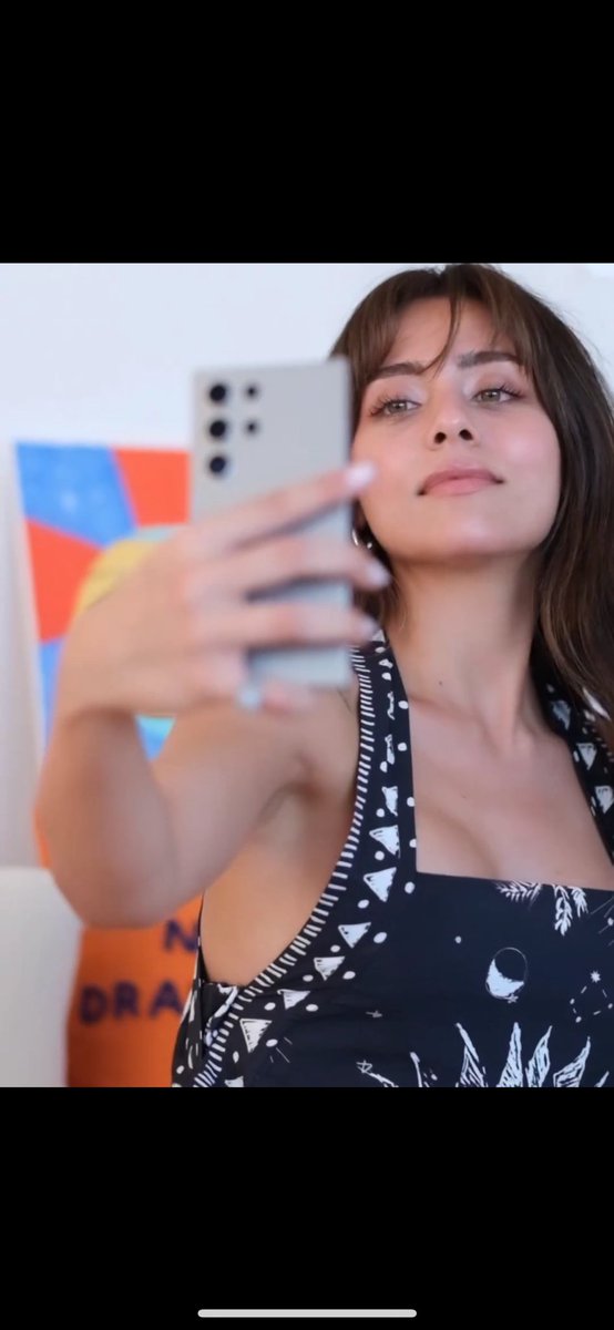 Allah günümüzü ailemizi dostlarımızı ve her birimizin evini bereketlendirsin
Günaydın

#SılaTürkoğlu