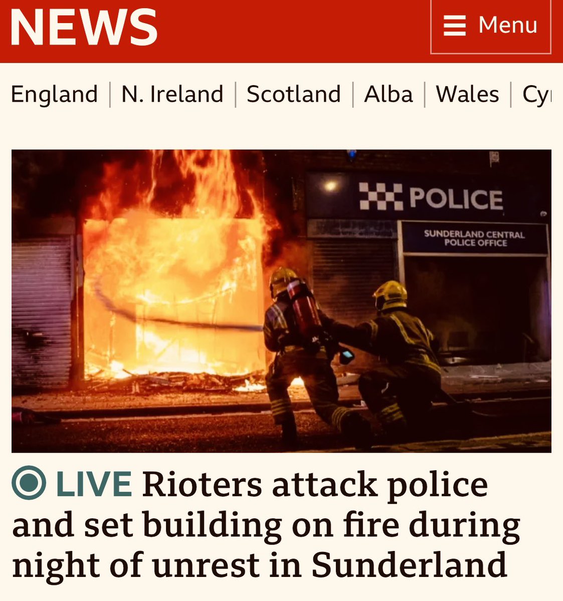 Tobias_Ellwood's tweet photo. TIME TO REMOVE SOCIAL MEDIA ANONYMITY 

We cannot allow the use of social media to so effectively promote disinformation & rally violence that’s now ripping  communities apart across the country.

Tough  challenges require brave solutions:
Anyone using social media should be charged a modest fee(£1)-  therefore directly accountable for the messages they publish.