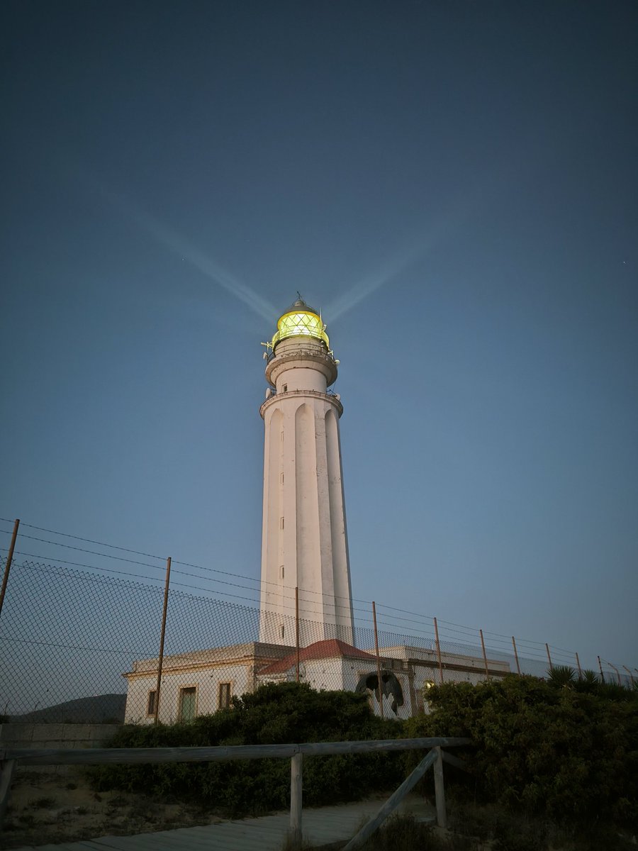 ggpmit's tweet photo. Faro de Trafalgar #Cádiz #paraíso #CañosdeMeca https://t.co/QZGgLUdYrh