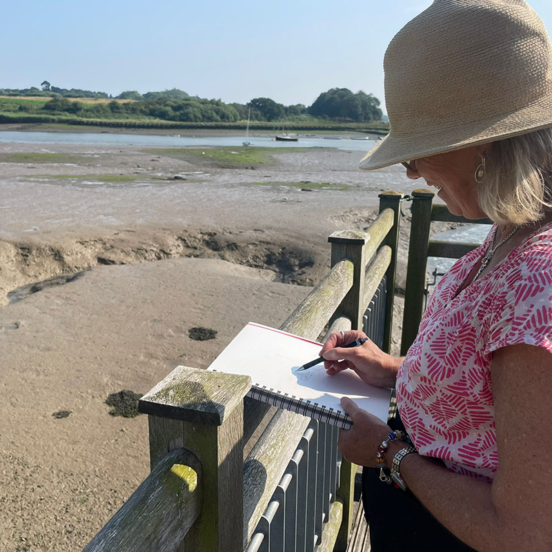 TideMill_Museum's tweet photo. Senior Warden Stephen Molyneux captured #Sketchfest artists hard at work yesterday. If you've an art group give us a shout on enquiries.woodbridgetidemill@gmail.com #art #localart #tidemillwoodbridge #woodbridgehistoricriverside #artfund #artfunds #craftevents #woodbridgetidemill https://t.co/hIlJmlRmTk