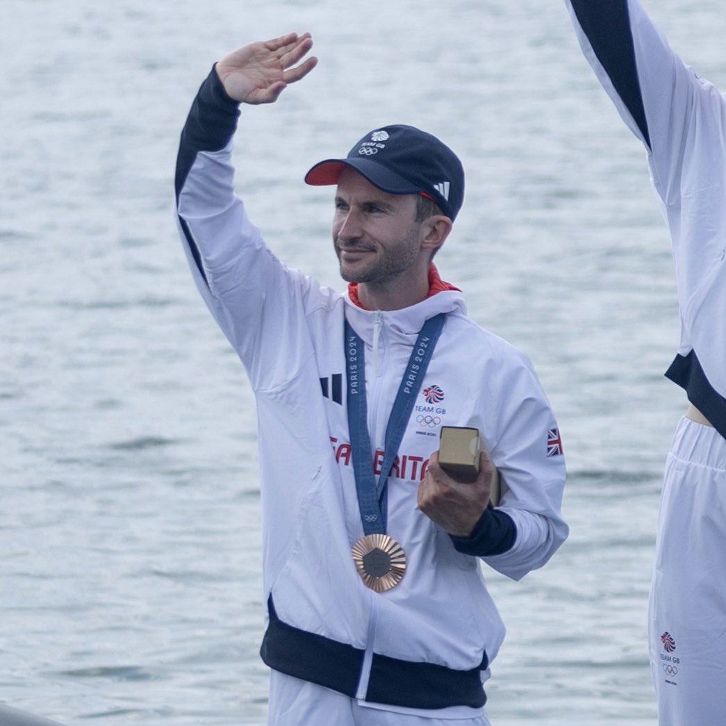 Olympic history!

Coxswain Henry Fieldman has become the first person to win an Olympic medal in both men’s and women’s events.

 #Paris2024