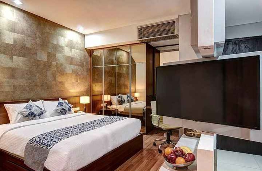 Widino's tweet photo. Keseringan explore hotel di Bandung sampe baru sadar ternyata di Jakarta banyak juga ya hotel unik, artistik, kamarnya bagus dan rate-nya juga affordable.

Silakan di like &amp; bookmark, siapa tau bisa jadi referensi buat kalian kalo mau staycation di Jakarta. https://t.co/Bkd22mqmZp