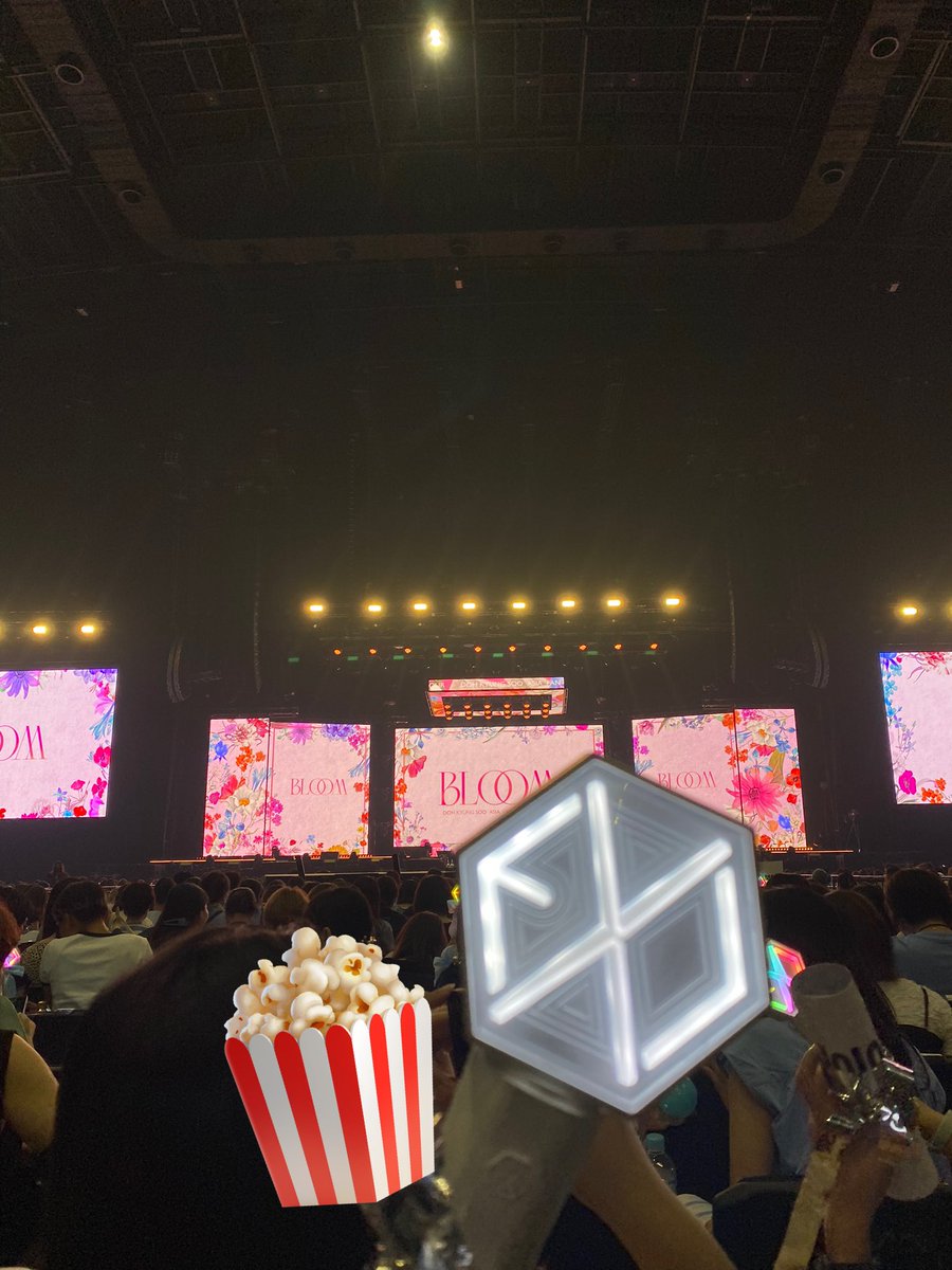 nmzkc1's tweet photo. 행복한시간고마워😭 https://t.co/mcyHovZ1MN