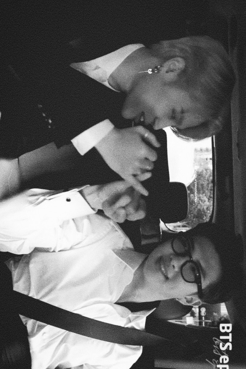 thepurplememo's tweet photo. #MINIMONI : "and i promise to be by your side forever" 🎀 https://t.co/7iSExSxvhE