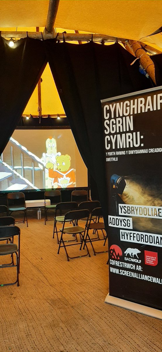 ScreenAllianceW's tweet photo. Mae #Sinemaes 2024 wedi cychwyn gyda dangosiadau o hen raglenni plant.

The Sinemaes for 2024 at @eisteddfod   with some classic Welsh children's films. https://t.co/Zr8FJXY8BA