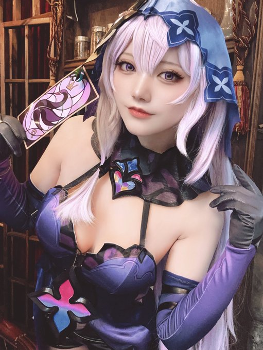 コスプレイヤーくれのTwitter画像34