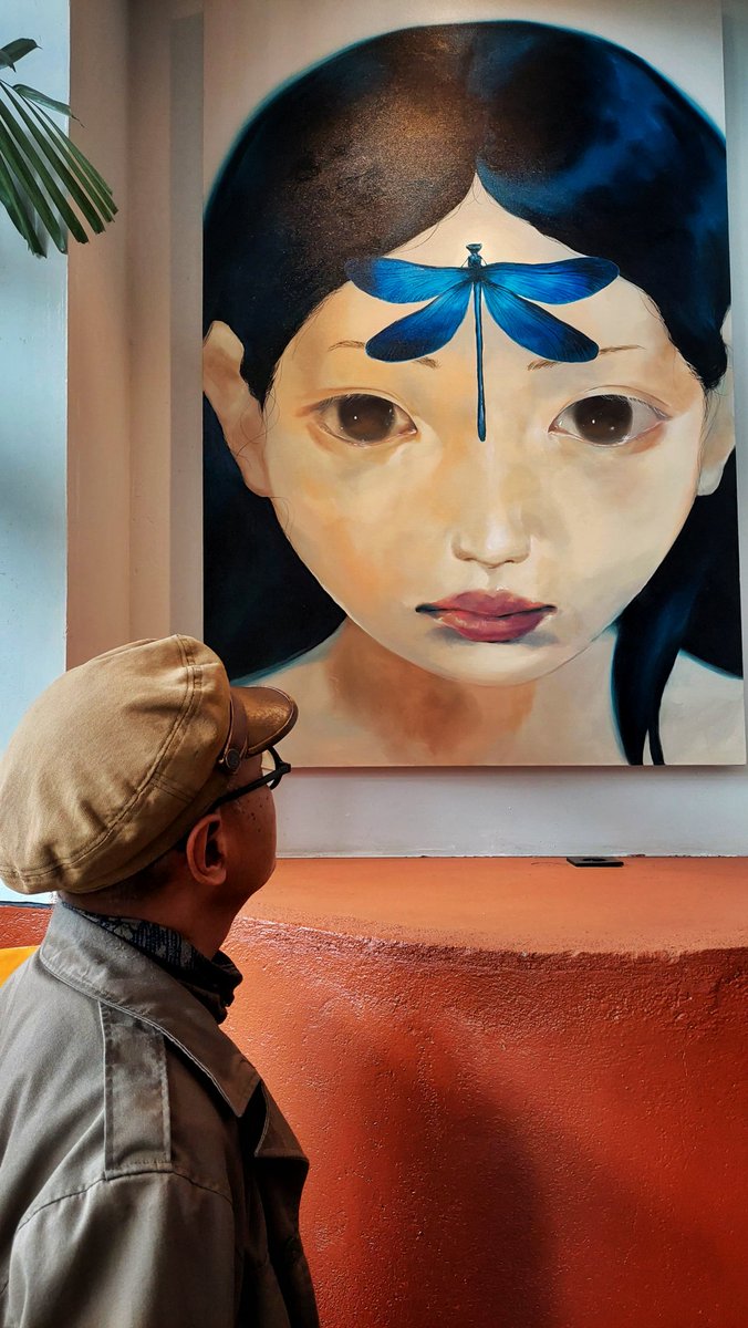 Bagi saya, pameran lukisan karya <a href="/alodiaYAP/">alodia yap</a> bertajuk "Swara Terubus" telah membangkitkan kembali kesadaran ekologis kita sebagai manusia. Sanubari kita merindukan sapaan dan sentuhan puspa dan satwa sehingga berhenti sejenak menjadi cara untuk mengembalikan irama harmoni alam.