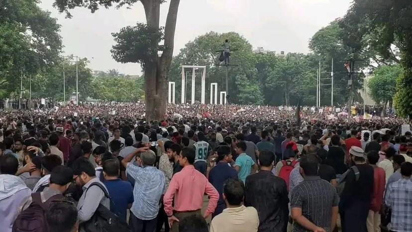 btwitsrupi's tweet photo. GOOSEBUMPS ❤️‍🔥

STEP DOWN FASCIST HASINA https://t.co/IiRz1BADrR