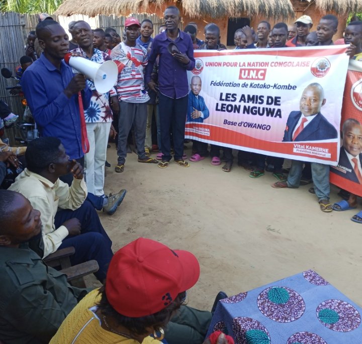 Joseph1Dimandja's tweet photo. #InfosPolitiques : La vie donne de l'espoir, difficile d'oublier les bons moments passés ensemble du coordonnateur @leonnguwa2 dans la circonscription électorale de #katako-kombe @uncrdc @actualitecd https://t.co/sWdoej0pSo