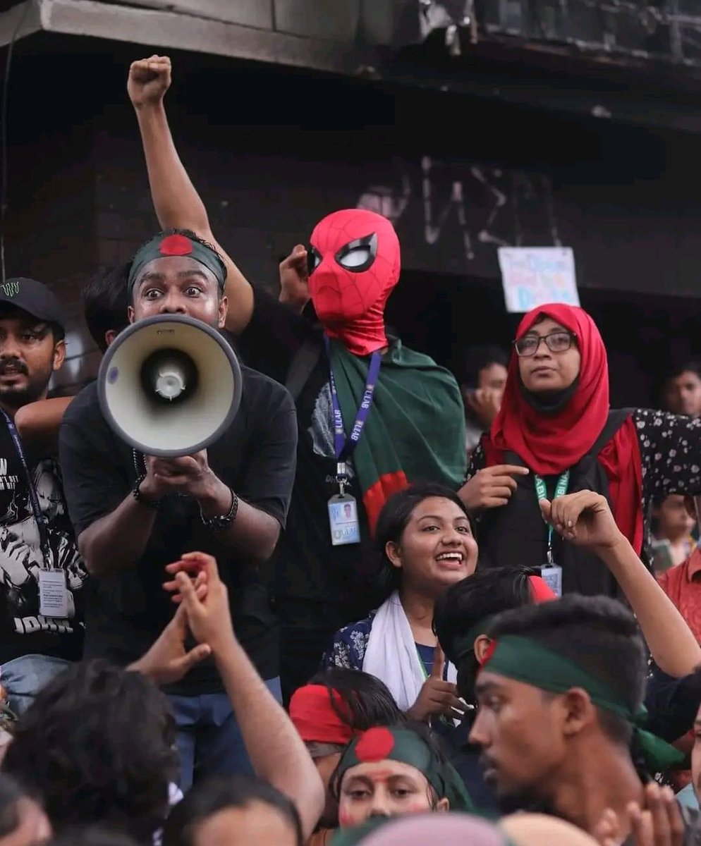 PREMIUMERZA's tweet photo. Spider-Man: Across the whole Bangladesh.

STEP DOWN FASCIST HASINA https://t.co/vPiLVZEcVw