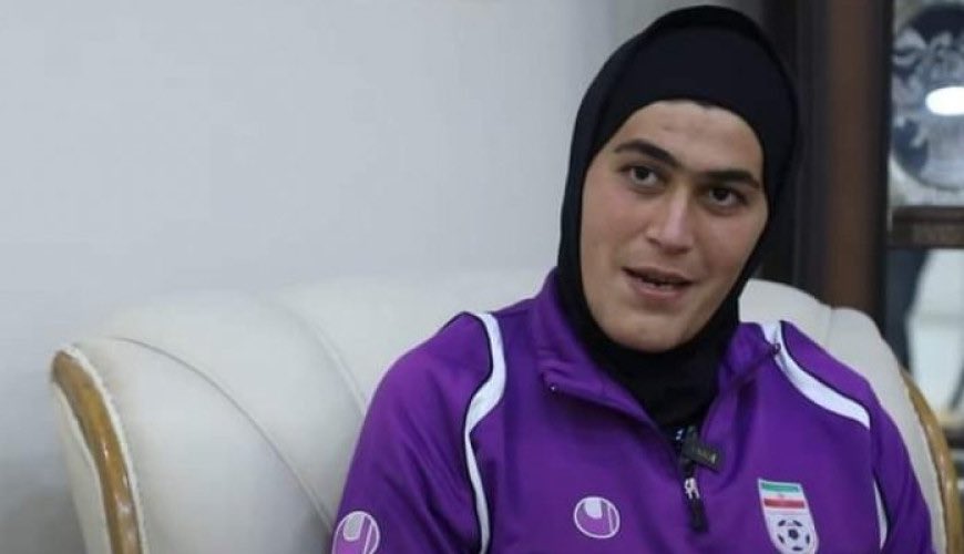 AcMustafaMilan's tweet photo. قبل 3 سنوات، تعرضت حارسة المرمى الإيرانية زهرة كودايي إلى حملة كبيرة من التنمر والتشكيك بهويتها الجنسية، بعد أن تم اعتبارها أنها رجل، وتم المطالبة بالكشف على أعضائها التناسلية في واحدة من أقبح الترندات التي تابعتها على مواقع التواصل الاجتماعي.

يتبع.. https://t.co/6rSptG9eFm