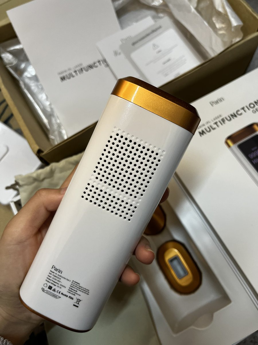 princess_ tweet media