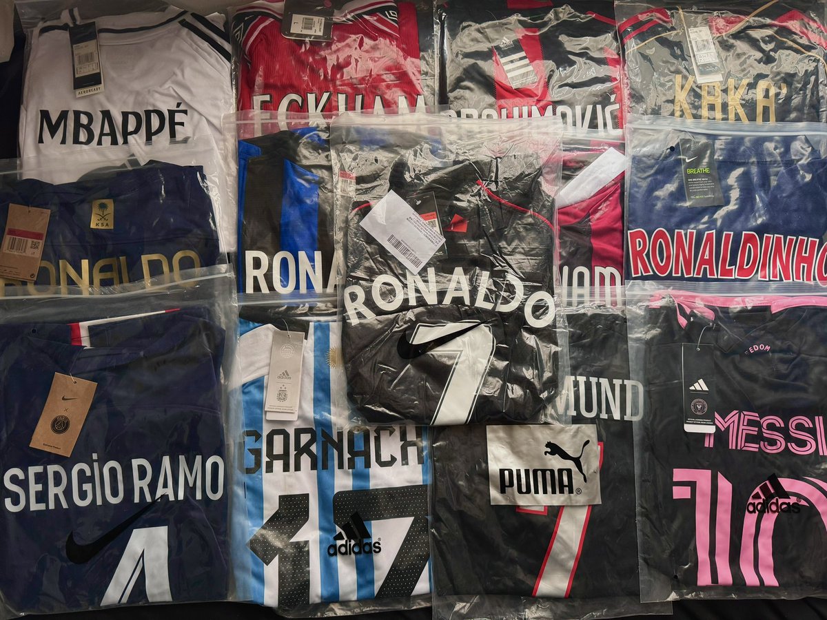 Thanks to <a href="/soccerKitBox/">soccer kit box</a> I got these shirts from dhgate

Real Madrid shirt costs €13 and all the embroidery, labels and details look great. He got all these shirts shipped out to me quick and couldn’t be happier with the start of my football shirt collection