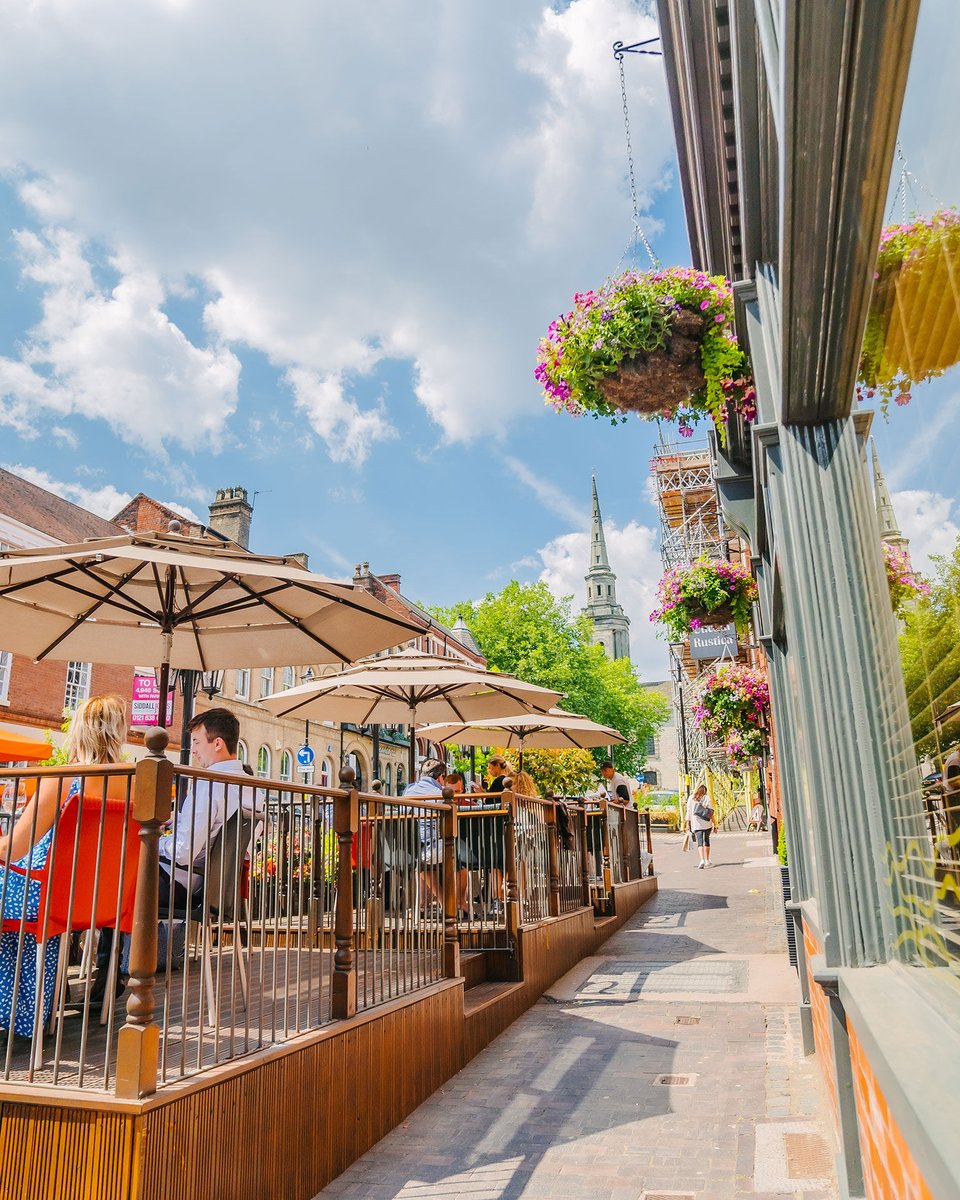 Celebrate the weekend with us! Our charming outdoor seating area is the perfect spot to enjoy a summer evening with authentic Italian cuisine. 🌟 

#BirminghamLunch #BrunchinBirmingham  #BhamBrunch