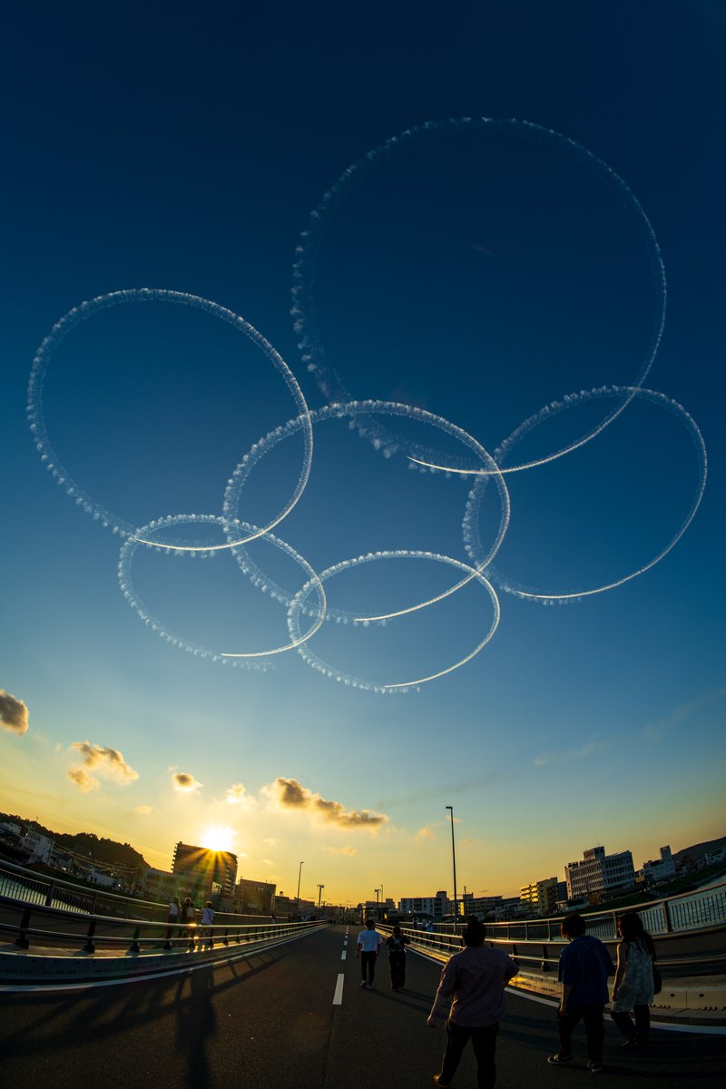 ArgusGOLD's tweet image. 2024/08/02
石巻川開き祭り
Nikon Z9 + 11mm, 1/1000 F8,ISO 320
震災後、新しく作られた新内海橋から市内上空のサクラを。
#ブルーインパルス
#石巻川開き祭り