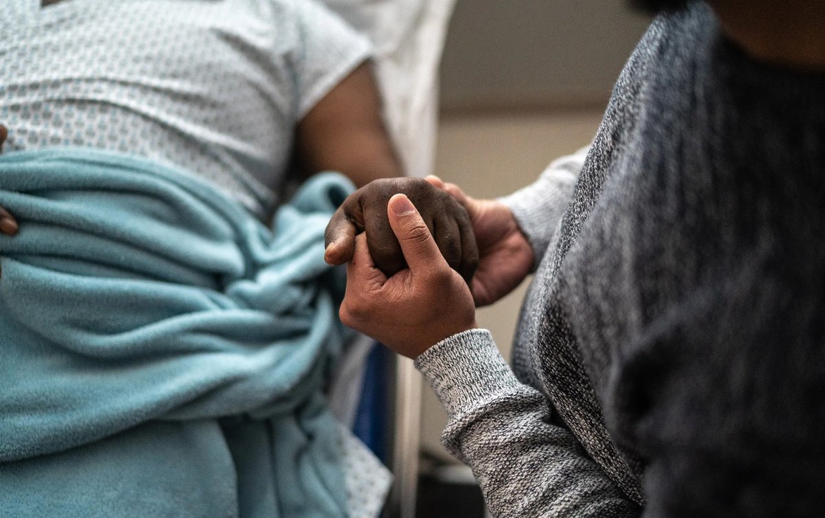OncologyTimes's tweet photo. City of Hope cancer researchers demonstrated promising clinical activity in CAR T-cell therapy for certain #braincancers and #prostatecancers in two new groundbreaking studies. Read the studies here: https://t.co/ebAvecDQxK @cityofhope https://t.co/QFLgReP7EU