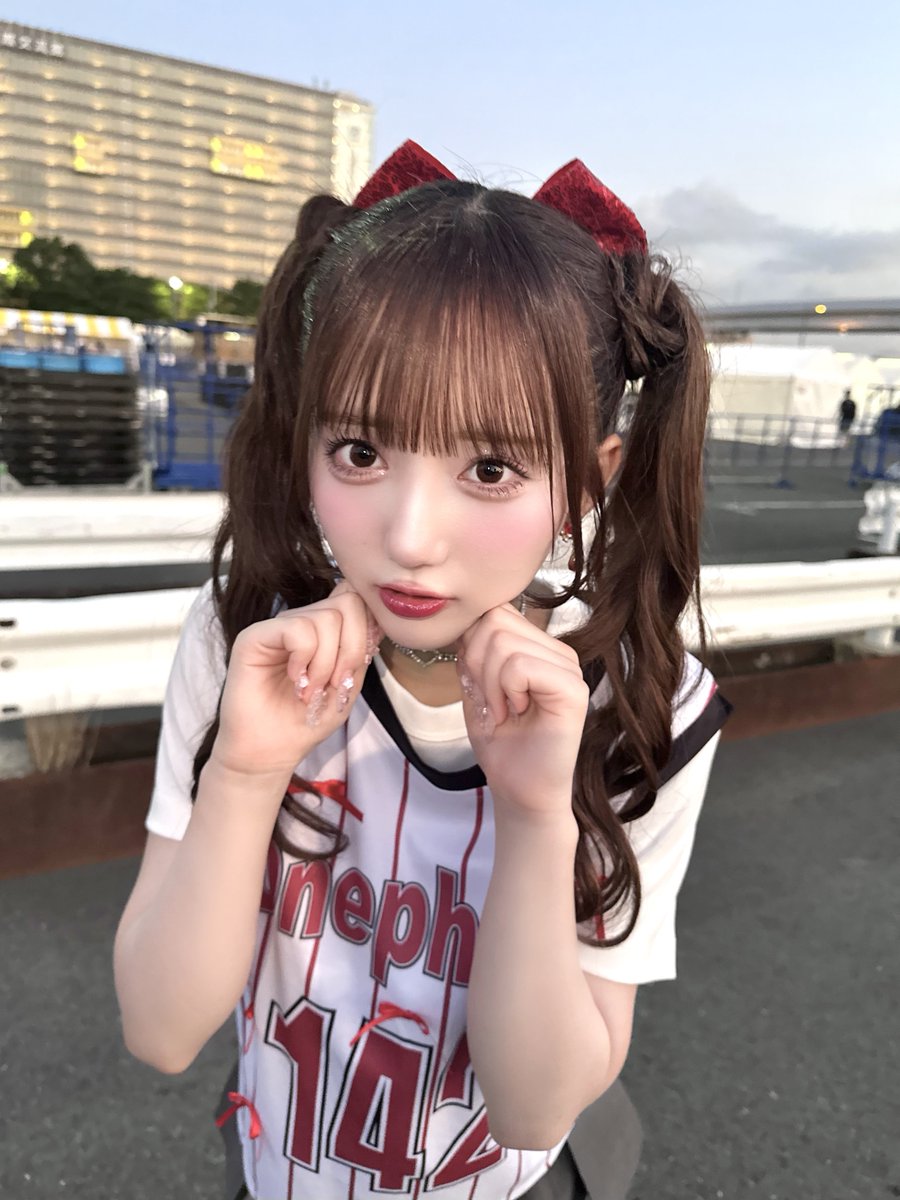 明日のTIFでは…！ 11:40~12:30 無料囲み写メ会があります🎀 どなたでも
