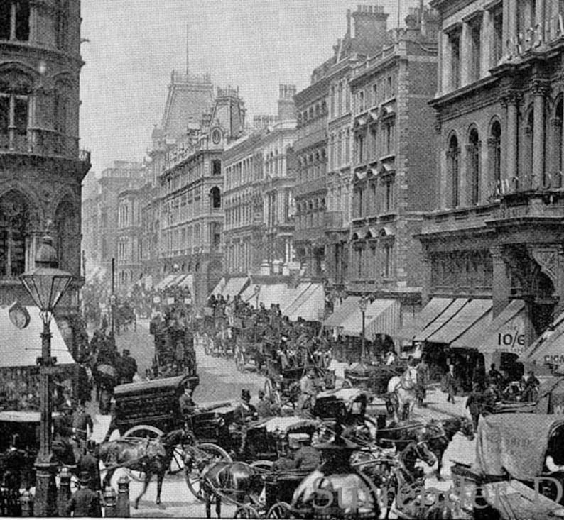 Britains___Pubs's tweet image. #Cheapside, #London, #England, 1890. Another graveyard of #Londons pubs.
