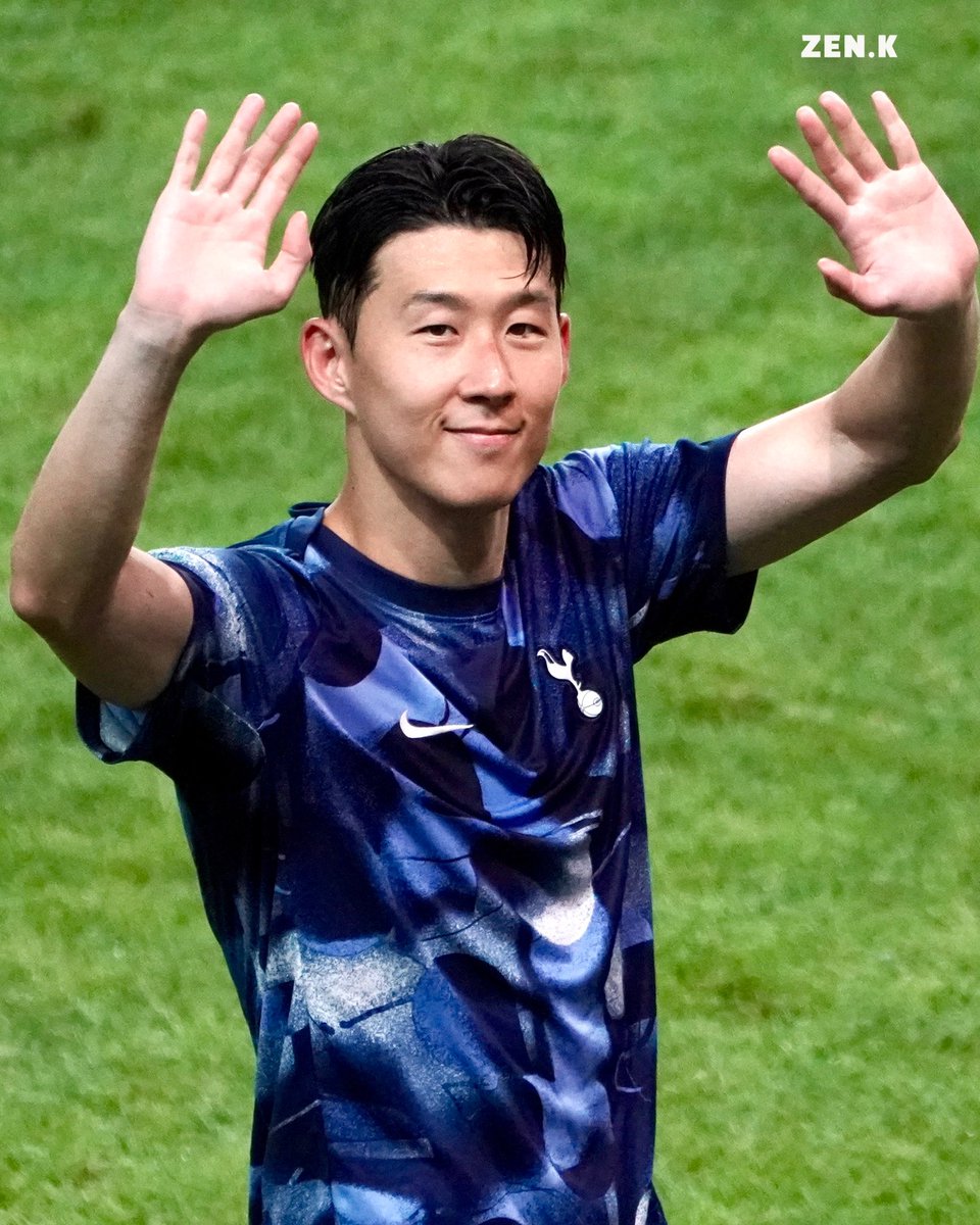 zeinasonny's tweet photo. 20240803 
👋🏻🙌🏻👋🏻
#손흥민 #Sonny
#THFC #COYS #토트넘 #SpursInSeoul https://t.co/SsQp3eD5DI