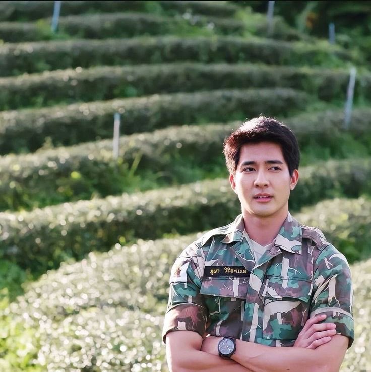 triplefo_'s tweet photo. บทเฮงน่าสนใจมากจริงๆเพราะ3เรื่องที่ผ่านมาคาแรคเตอร์พี่เอิร์ทคือเป็นคนที่โตมาก มีมาด ใจเย็น สุขุม แต่มาเรื่องนี้พลิกบทบาทมากจริงๆต้องมาเล่นเป็นเฮงจ๋อง ม๋าใหญ่ไทป์โกลเด้น ตื่นเต้นกับการที่จะได้ดูบทบาทใหม่ๆของพี่เอิร์ทมาก🥹 https://t.co/w7ZJUkw1wu