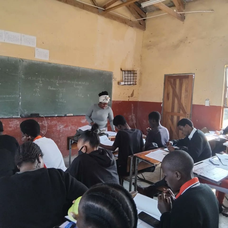 DBE_KZN's tweet photo. King Cetshwayo District's uMhlathuze CMC and Ongoye Circuit PLC hosted a Mathematics and Mathematical Literacy intervention programme at Zimeme High School.
#KZNDOE
#MathematicsIntervention #MathLiteracy #KingCetshwayoDistrict #ZimemeHighSchool https://t.co/dmkWrnAtf4