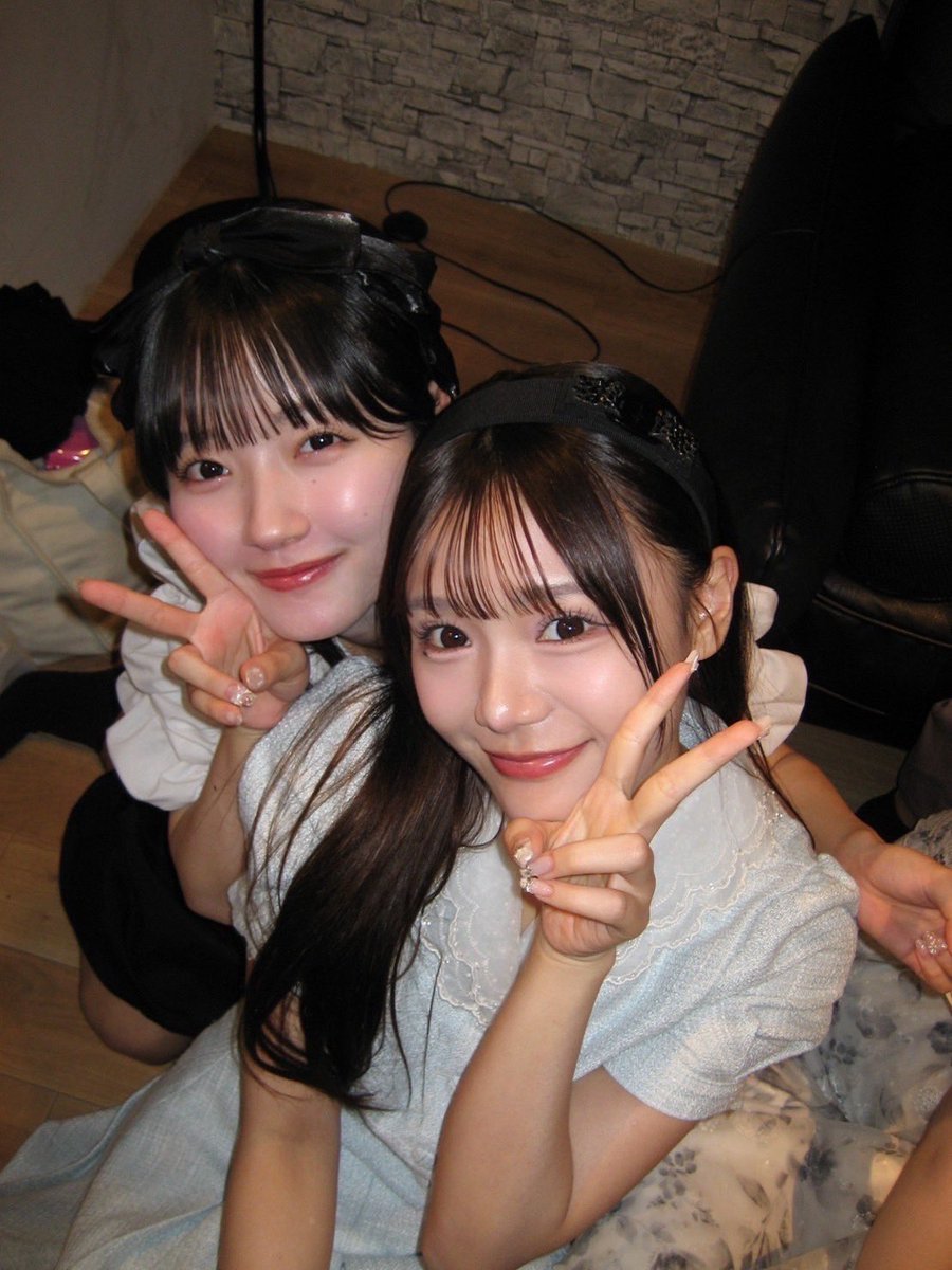 えみと夏のアイドルメイクでオススメなコスメ言い合って今日お互いに