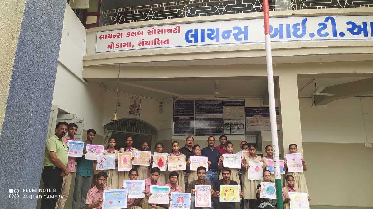 dcpuarvalli's tweet photo. અંગદાન જનજાગૃતિ અભિયાન અંતર્ગત સરકારી ચિલ્ડ્રન હોમ ફોર ગર્લ્સ તથા શ્રી વા.હી.ગાંધી બહેરા-મૂંગા શાળા ખાતે ચિત્ર સ્પર્ધાનું આયોજન કરવામાં આવ્યું તેમજ જિલ્લા બાળ સુરક્ષા એકમ તથા જિલ્લા સમાજ સુરક્ષા કચેરીના સ્ટાફ દ્વારા પ્રતિજ્ઞા લેવામાં આવી @CollectorArvali, @Gujaratscps https://t.co/yIcbUY4I0g