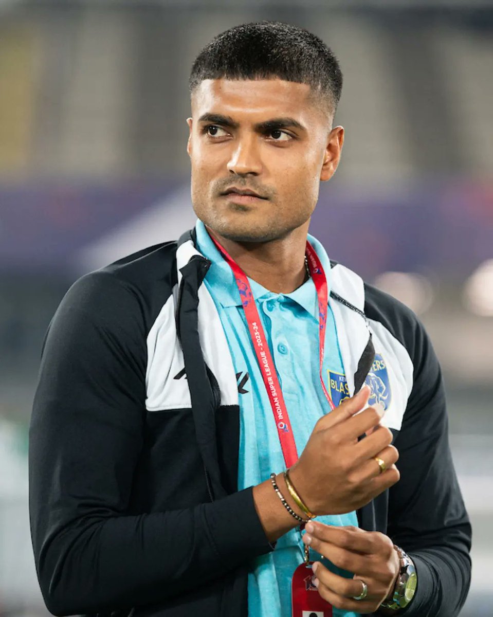 kbfc_ultra's tweet photo. Pritam Kotal's swap deal with Mohun Bagan is near, but the club is reluctant to give up two players, offering only one instead.
📝@7negiashish Youtube live
#KBFC #Transfers https://t.co/x4wKilmFpR
