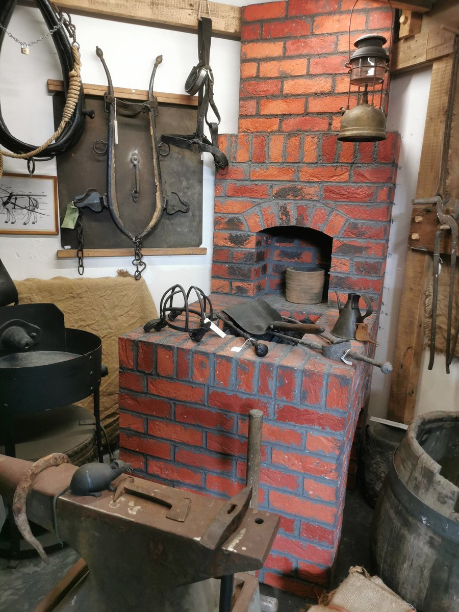 Kingswood Museum tweet media